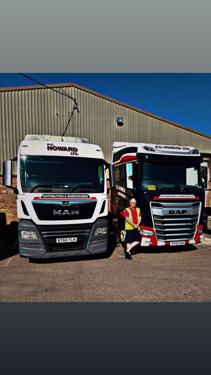 We had four brand new DAF XG tractor units go onto the road on July 1st , here pictured is one of them being taken on by our driver Roy McIntyre  

Happy Trucking Sans Peur 👌🏻

#25reg #daftrucks #brandnew #mantrucks #uk