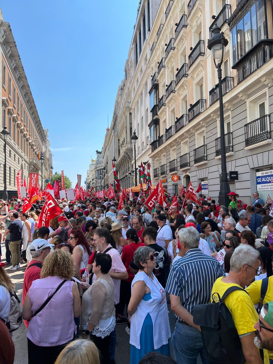 CCOO_Prisiones (@ccoo_prisiones) on Twitter photo Es la hora⏰
<a href="/desdelamoncloa/">La Moncloa</a>
<a href="/SEFPgob/">Secretaría de Estado de Función Pública</a>
#CumpleLoPactado
📌Jornada 35 horas
📌Jubilación anticipada y parcial
📌Subida salarial 2025
#sosprisiones
<a href="/sae_fsc_ccoo/">SAE FSC-CCOO</a>
<a href="/FSCdeCCOO/">FSC-CCOO</a> Es la hora⏰
<a href="/desdelamoncloa/">La Moncloa</a>
<a href="/SEFPgob/">Secretaría de Estado de Función Pública</a>
#CumpleLoPactado
📌Jornada 35 horas
📌Jubilación anticipada y parcial
📌Subida salarial 2025
#sosprisiones
<a href="/sae_fsc_ccoo/">SAE FSC-CCOO</a>
<a href="/FSCdeCCOO/">FSC-CCOO</a>
