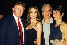 Das FBI bestreitet die Existenz einer #Epstein -Liste. 
Zum Hintergrund: 
Der von Trump eingesetzte FBI-Direktor Kash Patel ist seit  2022 Mitglied des Verwaltungsrats der Trump Media &amp; Technology Group, Eigentümer der Social-Media-Plattform Truth.