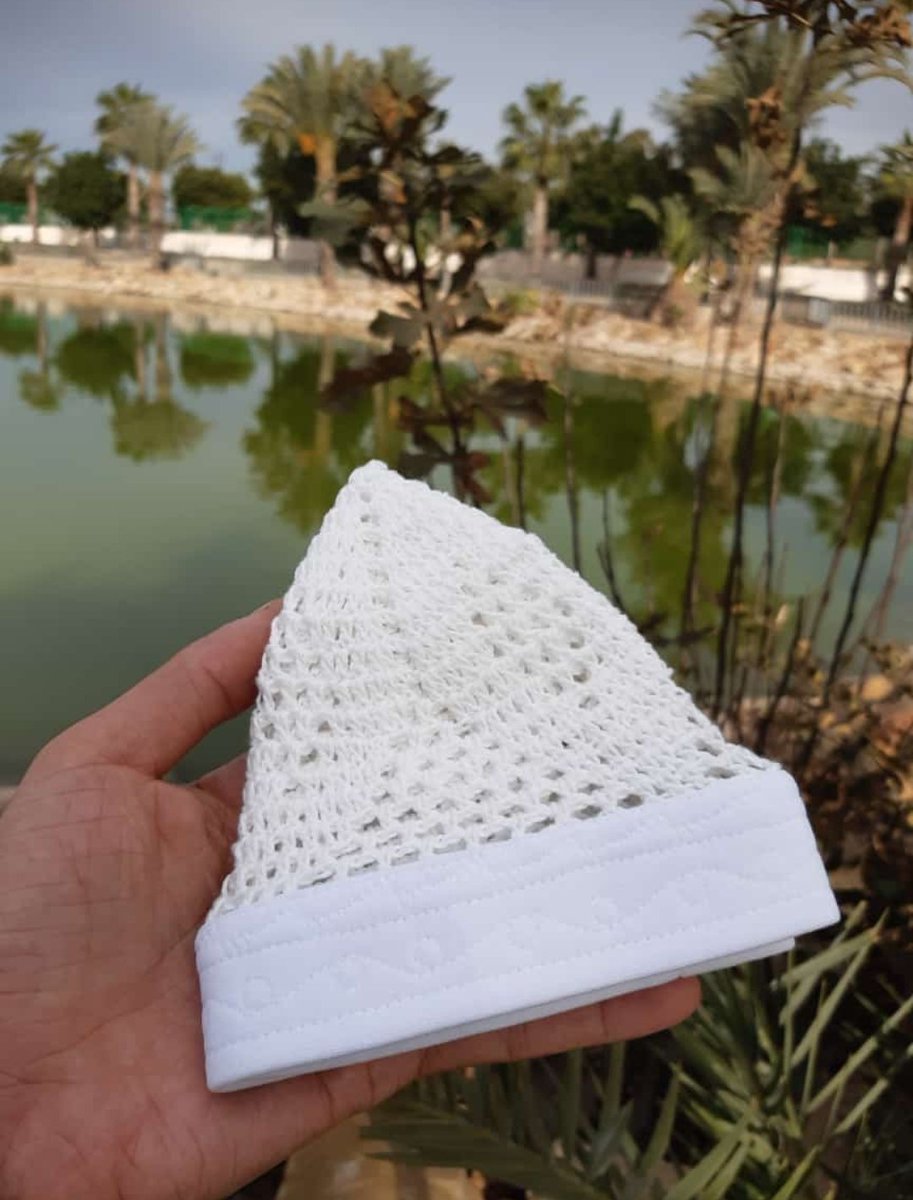 abou___ASAL's tweet image. السلام عليكم و رحمة الله و بركاته 

Grosse quantité de chachia disponible avec des prix de gros in cha Allah. 

Minimum 50pcs par commande. 

2 modèles disponibles :
Modèle classique fait main 
Modèle Al munasib fait main
