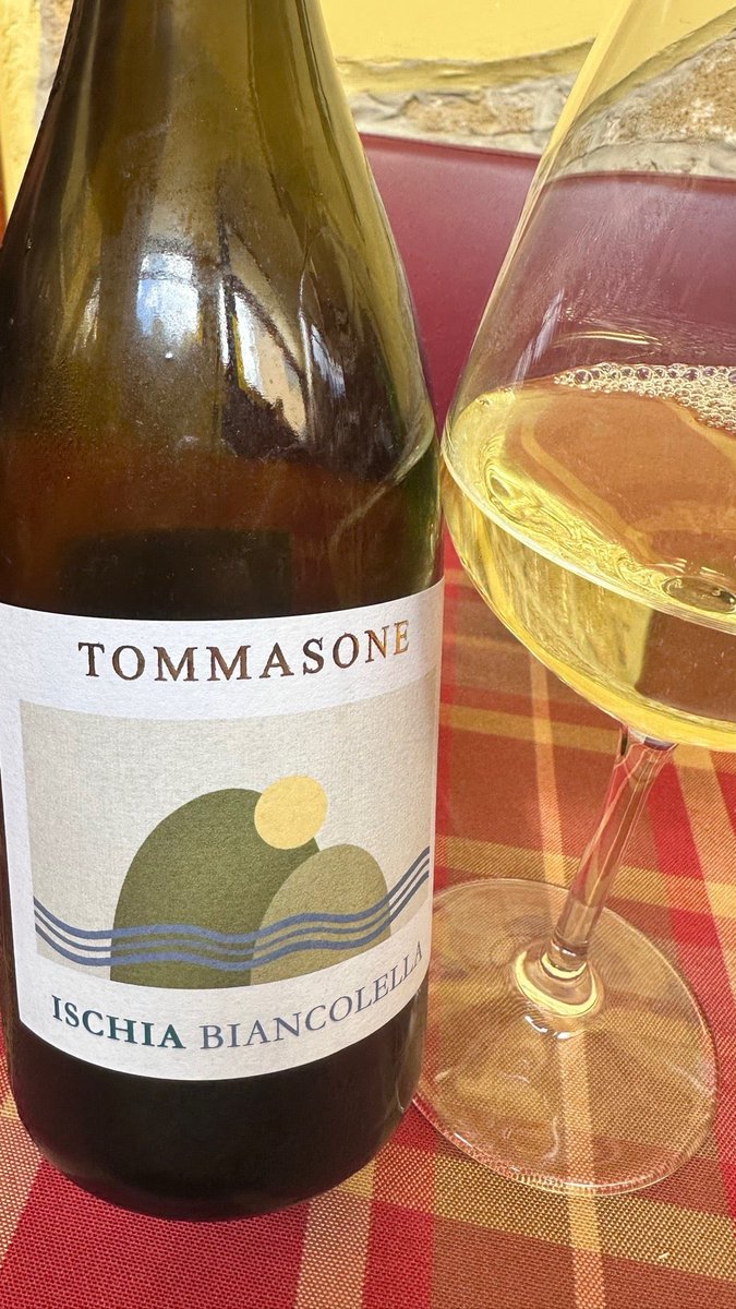 Prosit da #napoli #wine (@ Buatta Di Angela Gargiulo in Naples, Campania) swarmapp.com/user/8458658/c…