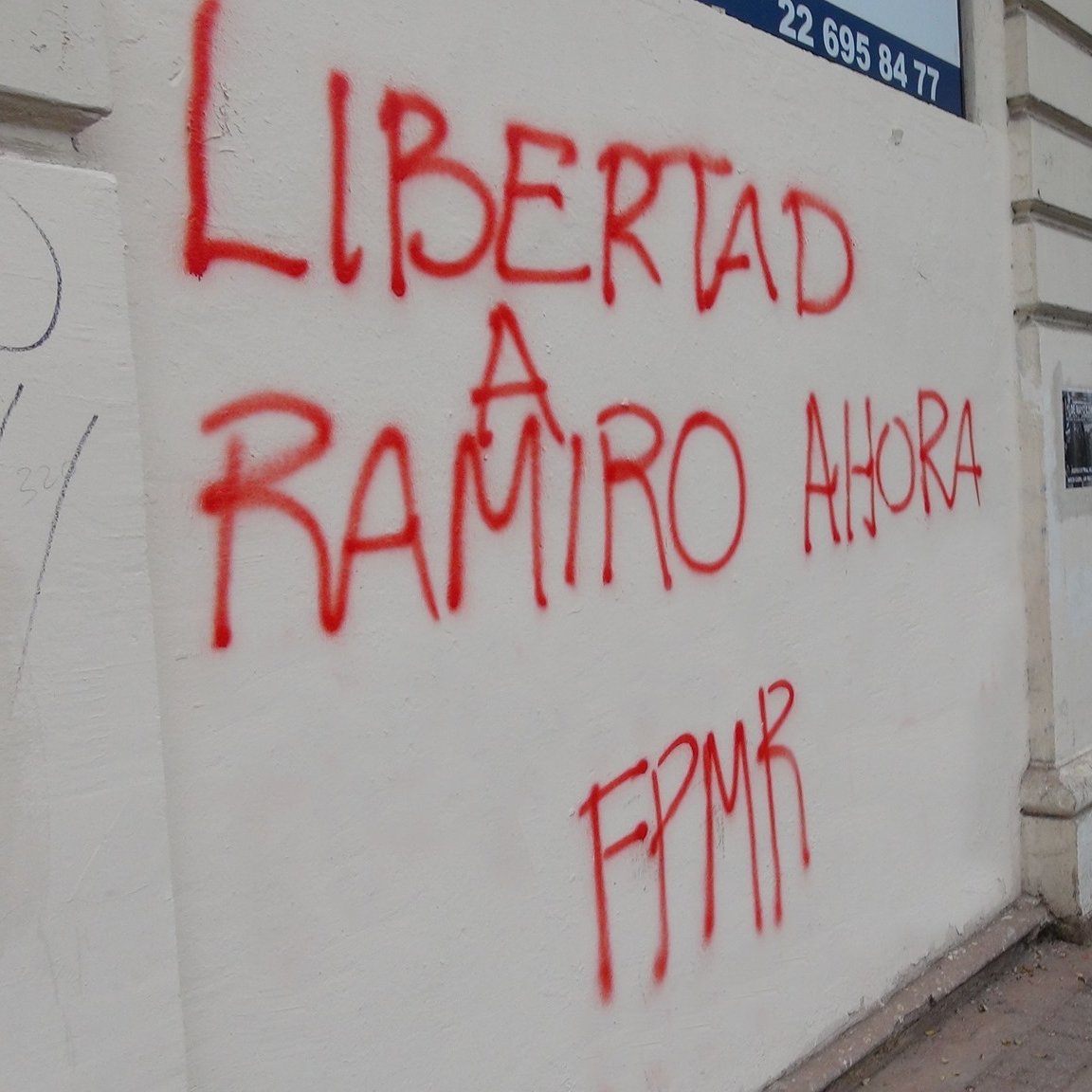 Chile. Victoria para Mauricio Hernández Norambuena: Corte Suprema acoge recurso de amparo que permite libre enrolamiento de visitas. Fue considerada como un triunfo por sus abogados y como un aliciente para su familia dado su actual estado de salud.