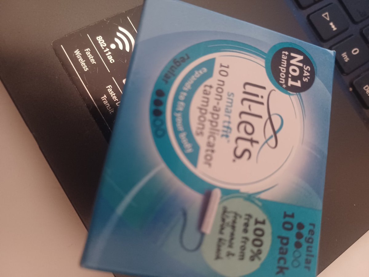 Lungi32l's tweet image. Ngimcele angiphathele pads
Not the guy engifounela eseshop ethi "Baby angithi usebenzisa lezi ezingamapipi🤣🤣🤣🤣🤣🤣🤣.