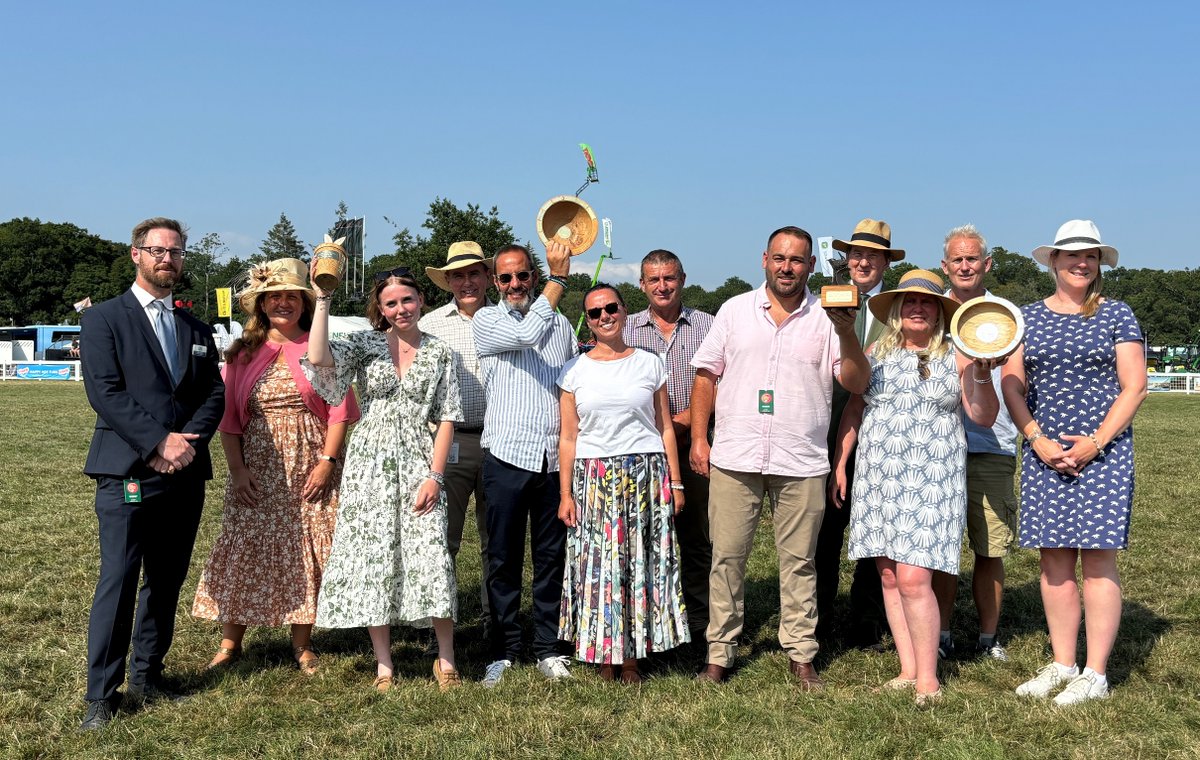 CLA South East (@clasoutheast) on Twitter photo Great to see tomorrow's Emsden trophy presentation/farm walk, & our drinks reception at the <a href="/NewForestShow/">New Forest Show</a> later this month, are both now fully booked. If you'd like to be added to the waiting lists please call 01264 358195 #CLA <a href="/CLAtweets/">Country Land & Business Assn</a> <a href="/BTFPartnership/">BTF Partnership</a> <a href="/MBPrivateWealth/">Moore Barlow Private Wealth</a> Great to see tomorrow's Emsden trophy presentation/farm walk, & our drinks reception at the <a href="/NewForestShow/">New Forest Show</a> later this month, are both now fully booked. If you'd like to be added to the waiting lists please call 01264 358195 #CLA <a href="/CLAtweets/">Country Land & Business Assn</a> <a href="/BTFPartnership/">BTF Partnership</a> <a href="/MBPrivateWealth/">Moore Barlow Private Wealth</a>