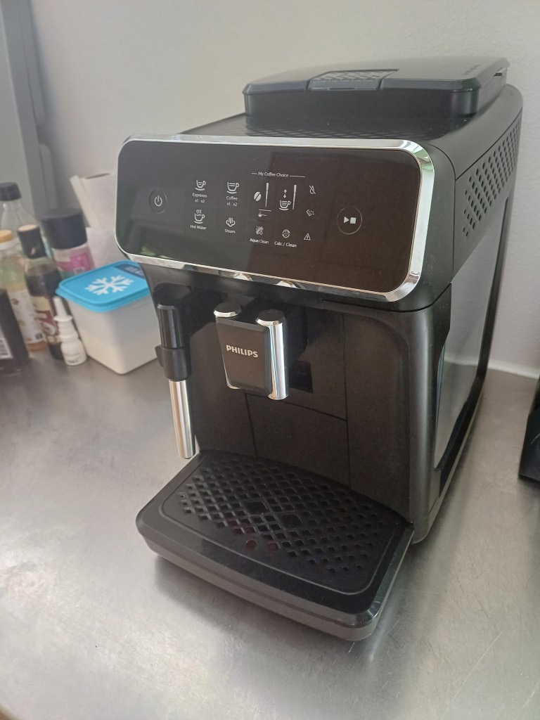 ADMTrading's tweet photo. Philips bonenmachine. 95 euro. 06-50503743. - https://t.co/lwmYYUS0oQ https://t.co/OUGM6hJVsB