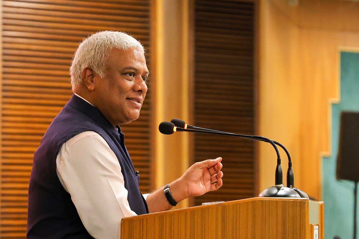 Rashtram School of Public Leadership, RU (@rashtramspl) on Twitter photo On 7th July 2025, Rashtram and <a href="/IHCDelhi/">India Habitat Centre</a> hosted a panel discussion on “Administrative Reforms for a Viksit Bharat 2047” at Gulmohar Hall, New Delhi.
The event brought together leading experts—Dr. R. Balasubramaniam, Prof. Sushma Yadav, and Shri Guru Malladi—for an engaging On 7th July 2025, Rashtram and <a href="/IHCDelhi/">India Habitat Centre</a> hosted a panel discussion on “Administrative Reforms for a Viksit Bharat 2047” at Gulmohar Hall, New Delhi.
The event brought together leading experts—Dr. R. Balasubramaniam, Prof. Sushma Yadav, and Shri Guru Malladi—for an engaging