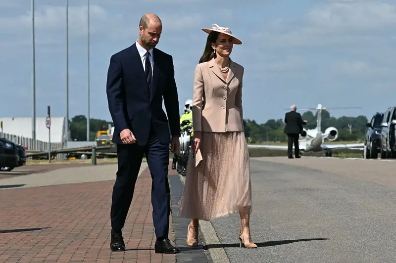 BeeAwake2's tweet image. Wow! The Princess of Wales looks stunning!