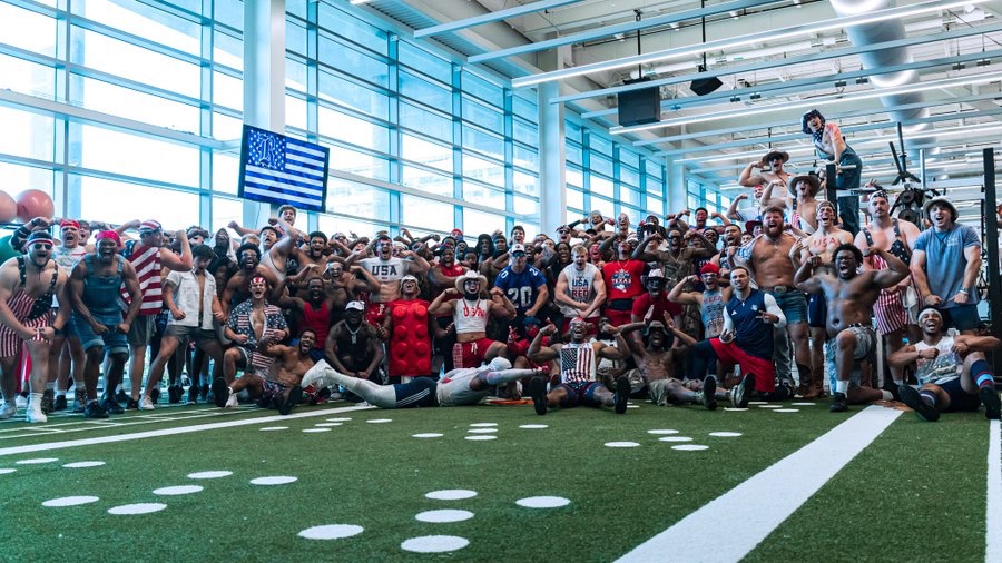 CoachTyWarren's tweet image. There are certain aspects that make people unique… Coach @LewisCaralla is one of the best in the business. I’m just telling you…You want your son trained and impacted by leadership like Coach @LewisCaralla. Get in with the Owls 🦉 #WE #FLIGHTCLUB26
