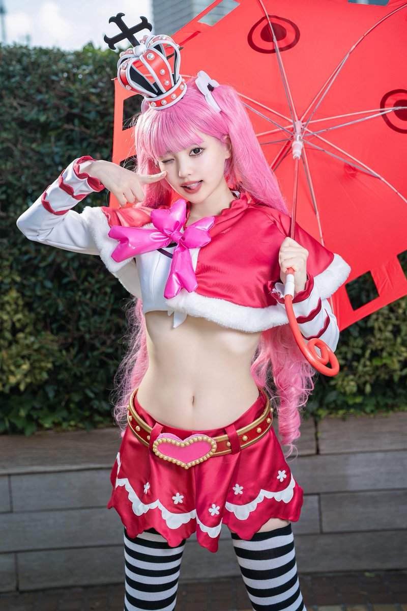 ペローナ コスプレ ペローナコスプレのためにウエスト56㎝まで絞りました #ワンピース