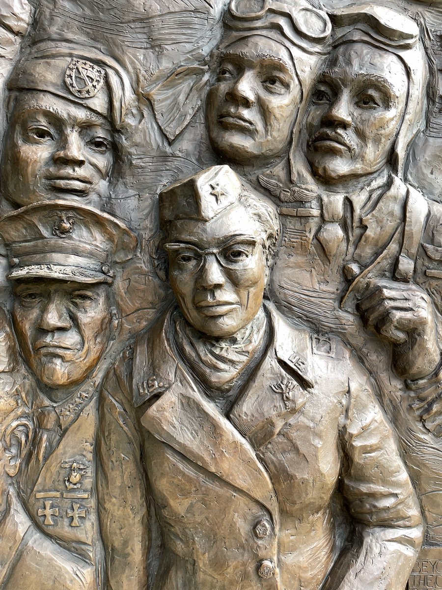 Donald_G_Redman's tweet photo. Relief sculpture honoring African-American military veterans
Happy #statuesday 
Share your Tuesday statues. https://t.co/npvFERXnmt