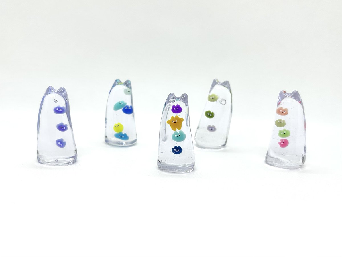 nendo1129's tweet photo. また、透明なねこさいぼうの置物について、たくさんの反響をいただきありがとうございます。今後追加制作を進め、8月にCreemaでの販売を予定しています。準備ができ次第、改めてご案内いたします！🙇‍♀️ https://t.co/O4lmZ0So24