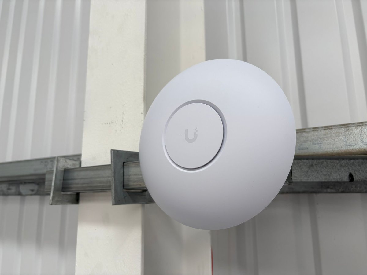 Vocosa IT tweet media