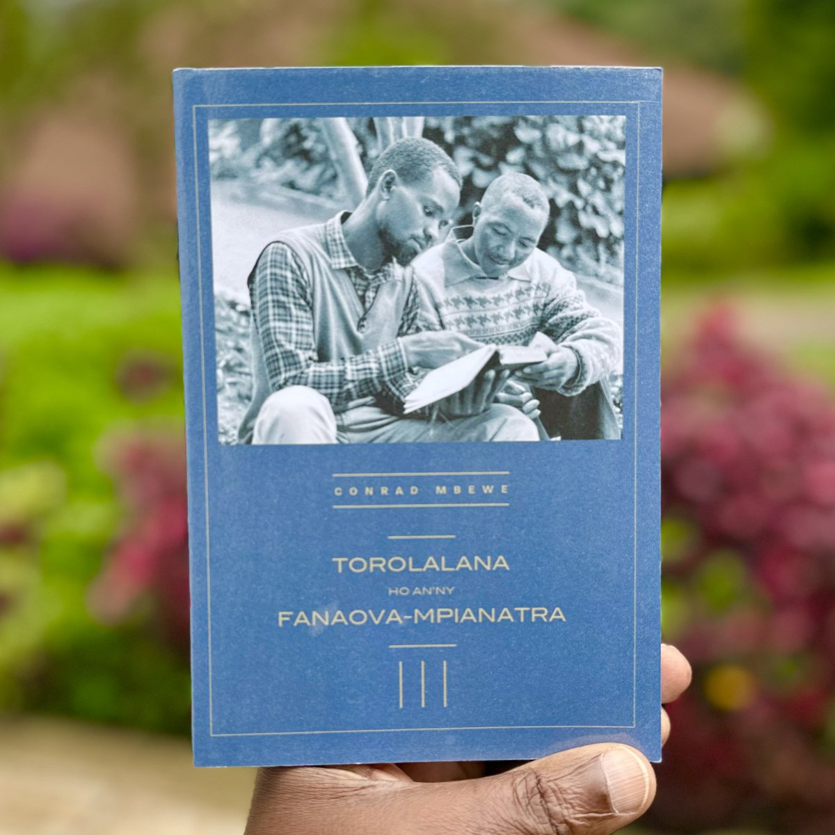 ConradMbewe's tweet image. One of the joys of my current visit to Kenya is receiving 2 of my books which have been translated into the Malagasy language of Madagascar. These are GOD’S DESIGN FOR THE CHURCH and YOUR DISCIPLESHIP MANUAL. I pray that God will use these books to bless his church in Madagascar.