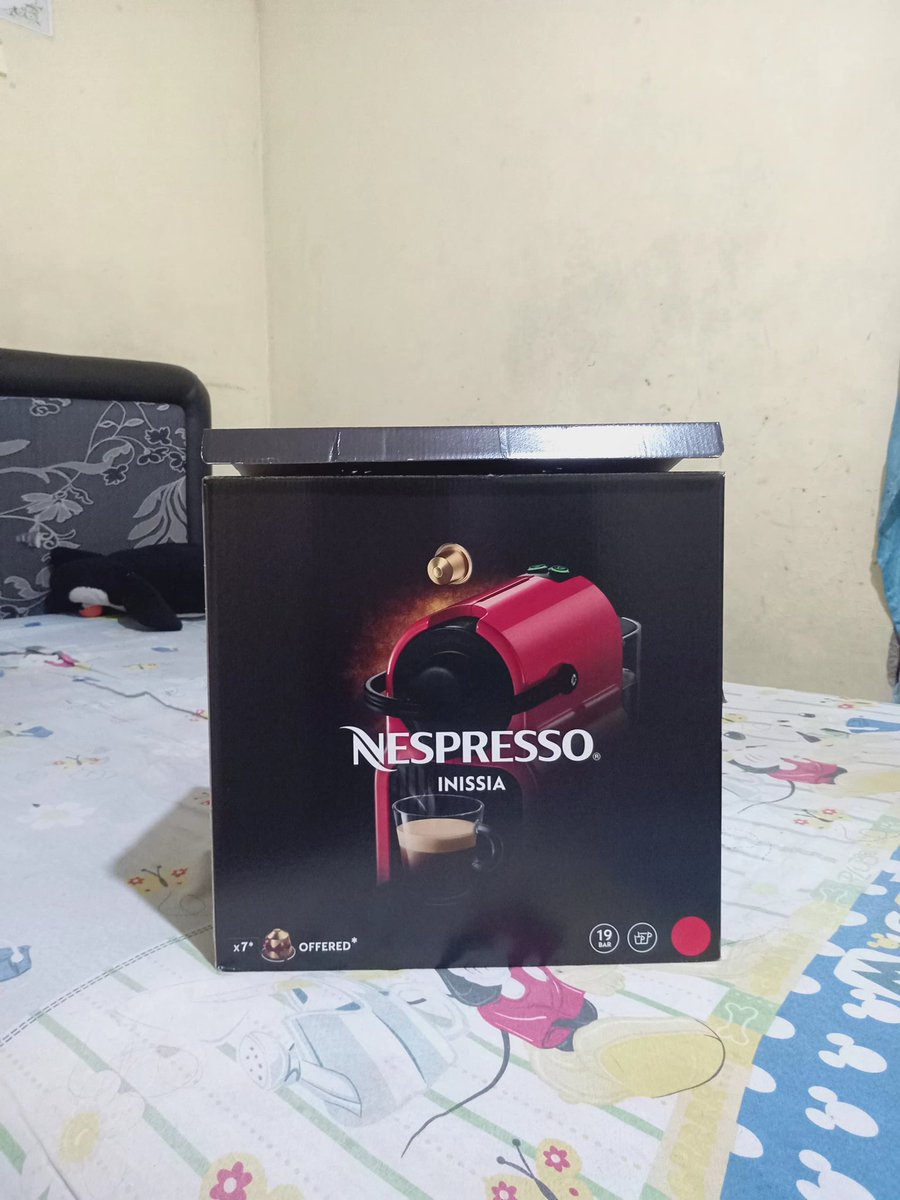 _twattling's tweet image. Guyssss for sale, bantu temenku. Ini baru ya belum kepake sama sekali, dijual karena dia mau pindahan kost jadi ini gamau dibawa. 1,7 ajaaaa. DM aku yaaaa #wts #wtscoffemaker #coffemaker #zonajajan #zonabu #CoffeeLover #jualmurah #murah