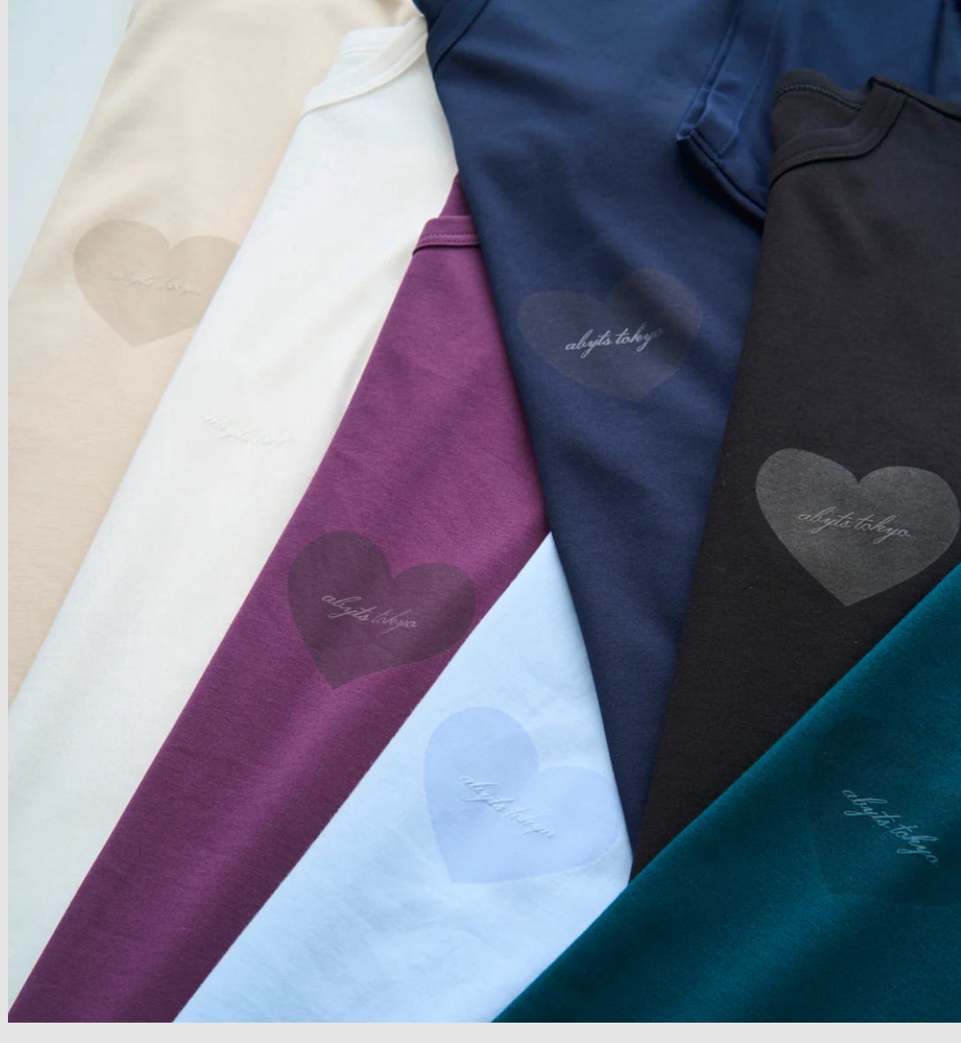 msugi69734721's tweet image. 思ったよりも早かった！
AのTシャツ受注予約してきました

9月が楽しみだ💕

 #佐藤健ABYTS