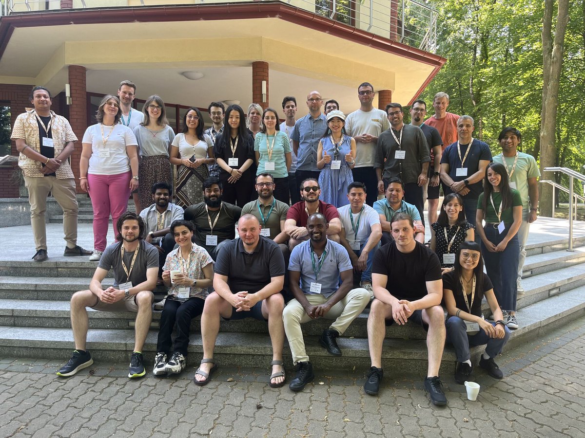 Zakończyła się edycja Interdisciplinary Summer School on Precision Forestry 2025 poświęcona precyzyjnej gospodarce leśnej, szkoły organizowanej w ramach inicjatywy COST Action 3DForEcoTech we współpracy z EFI, IUFRO oraz <a href="/IB_LES/">IBL</a>.
ibles.pl/aktualnosci/in…