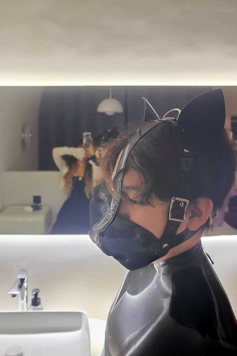 谁家有鬼火 (@sheijiaugui) on Twitter photo 