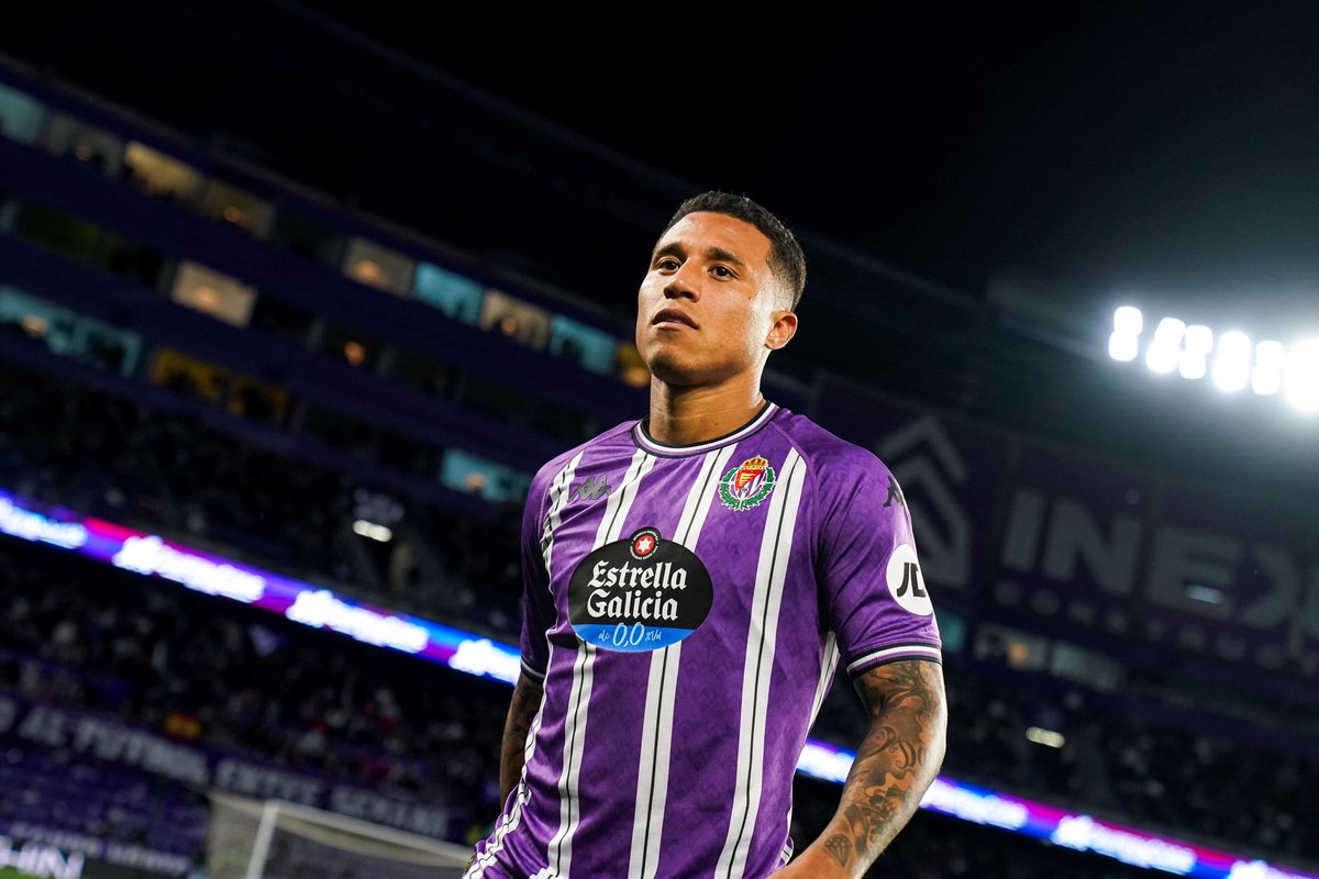 realvalladolid's tweet photo. Darwin Machís y el Real Valladolid separan sus caminos.
https://t.co/l610Vs66o3 https://t.co/7CGlSkRLtJ