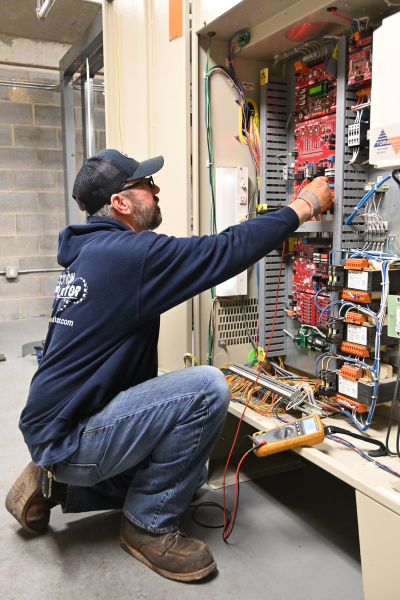 🚧 Hard at work with Local 7 — skilled, safe, and building the future.

#IUEC #Local7 #UnionStrong #ElevatorConstructors