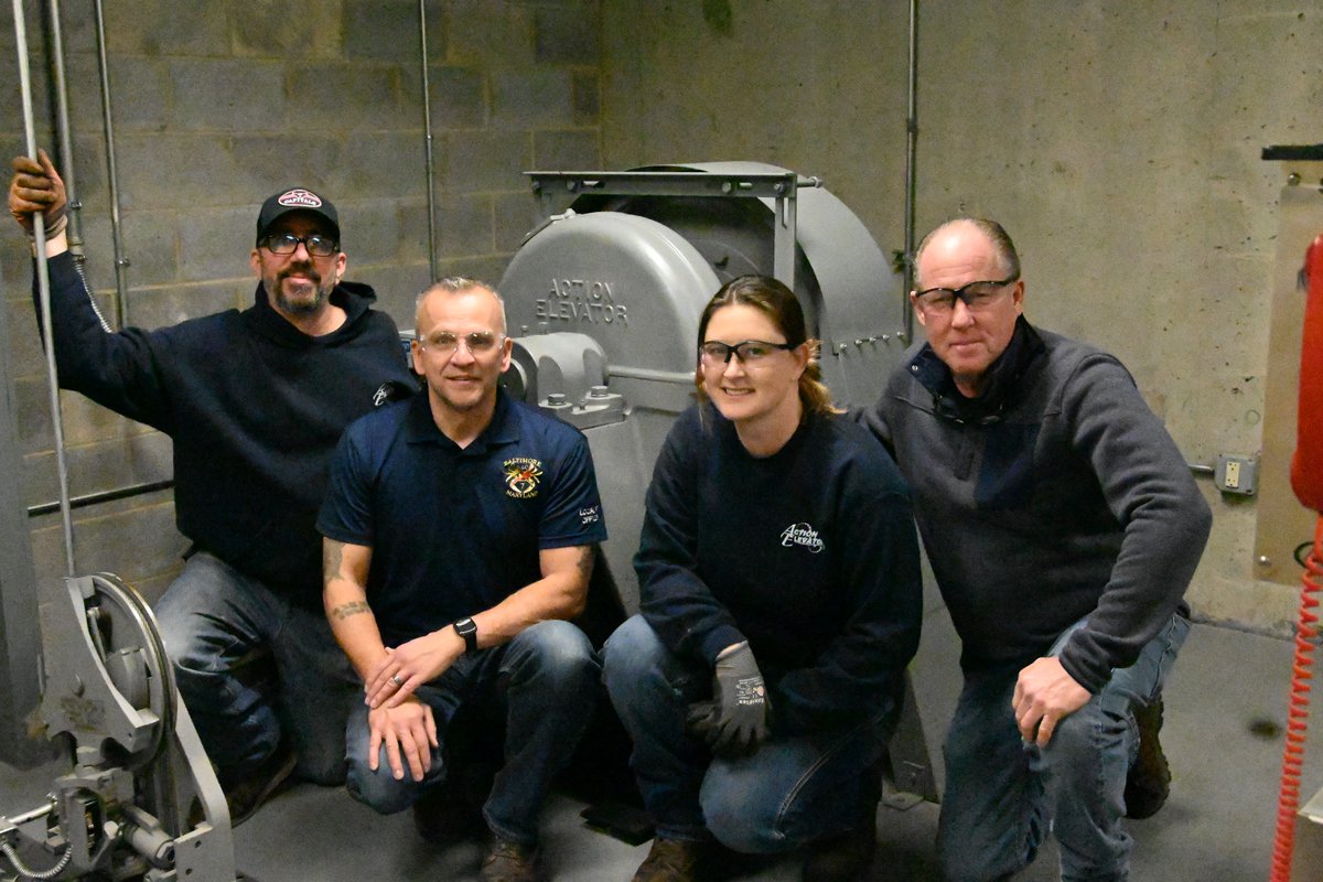 IUEC_Official's tweet image. 🚧 Hard at work with Local 7 — skilled, safe, and building the future.

#IUEC #Local7 #UnionStrong #ElevatorConstructors