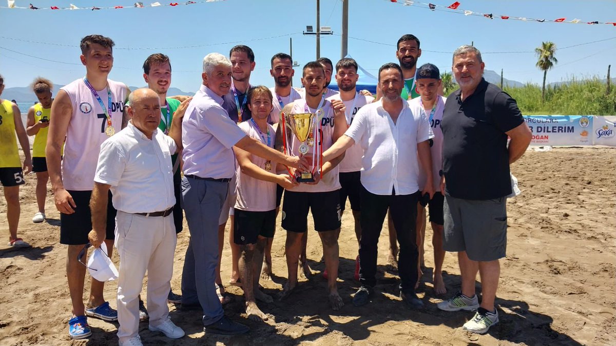 DPÜ Erkek Plaj Hentbolu Takımı, Muğla Köyceğiz’de düzenlenen 26. Üniversitelerarası Prof. Dr. Yaşar Sevim Plaj Hentbolu Türkiye Şampiyonası’nda yenilgisiz şampiyon oldu.
haber.dpu.edu.tr/tr/haber_oku/6…
#üniversitemdpü