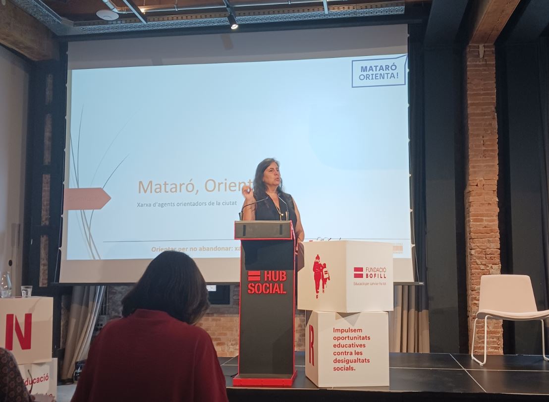 Educació Mataró (@educaciomataro) on Twitter photo El projecte Mataró Orienta va ser protagonista a la jornada 'Orientar per no abandonar: xarxes comunitàries i itineraris amb sentit', organitzada per <a href="/FundacioBofill/">Fundació Bofill</a>
#Mataró va explicar el model de ciutat orientadora que impulsa des dels serveis d'Ocupació, Educació i Joventut El projecte Mataró Orienta va ser protagonista a la jornada 'Orientar per no abandonar: xarxes comunitàries i itineraris amb sentit', organitzada per <a href="/FundacioBofill/">Fundació Bofill</a>
#Mataró va explicar el model de ciutat orientadora que impulsa des dels serveis d'Ocupació, Educació i Joventut