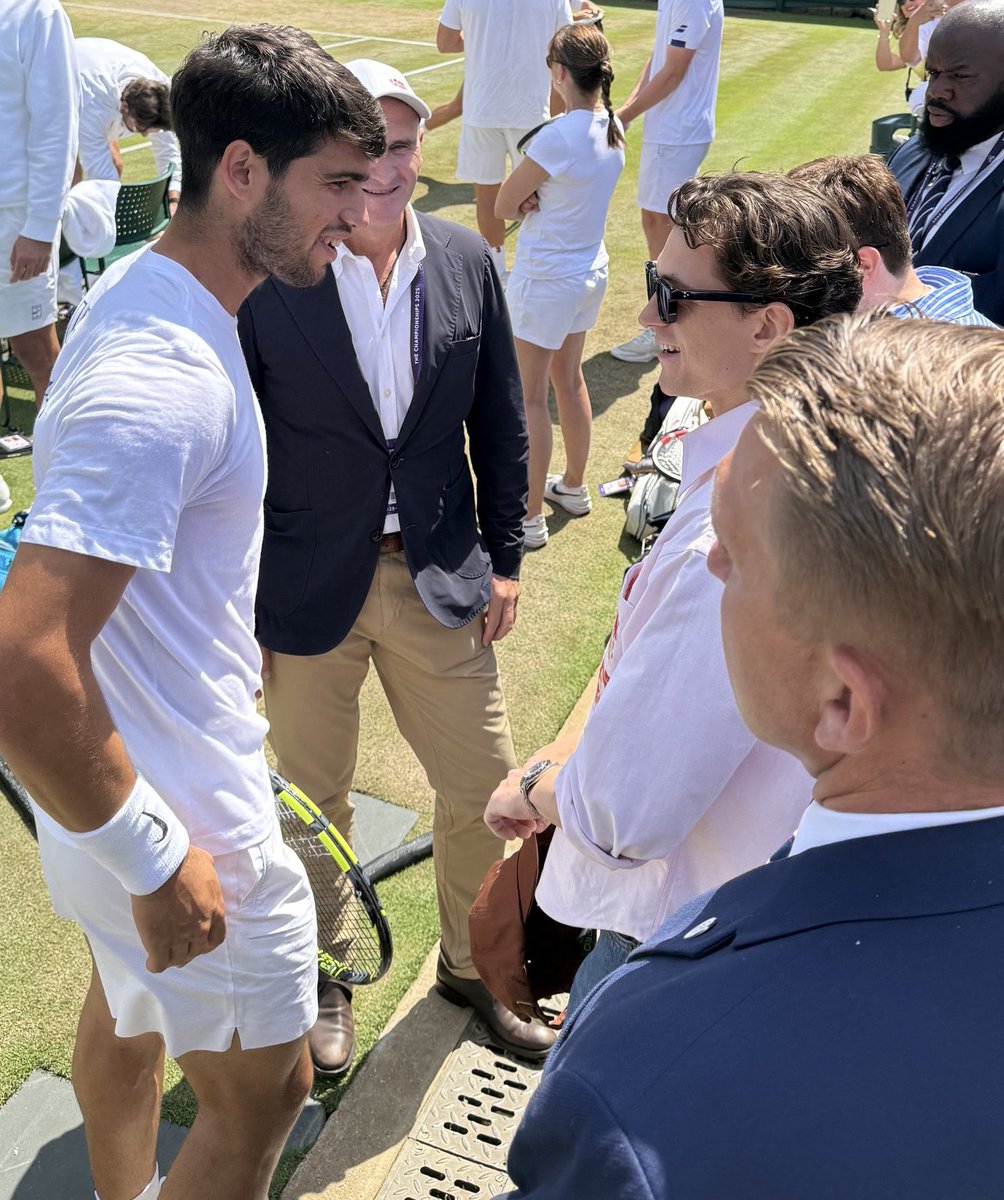 alcarchive's tweet image. Carlos Alcaraz: “I’ve heard you like golf, that you’re pretty good at it.”

Tom Holland: “Yes, yes we can play whenever you want. Message me and we’ll play.” — @gerebit0