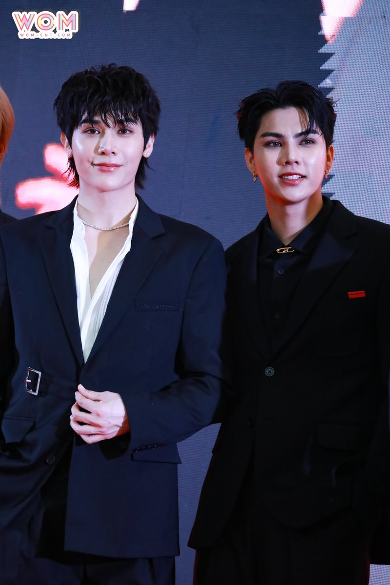 " ฟอร์ด - พีท " บนพรม Thailand Y Content Awards 2024

#Yawards2024xMeMindY
#Yawards2024 #TBLC 
#สมาคมส่งเสริมคอนเทนต์วายไทย 
#ไทยแลนด์วายคอนเทนต์อวอร์ดส์2024
#FortFTS #Peatwasu