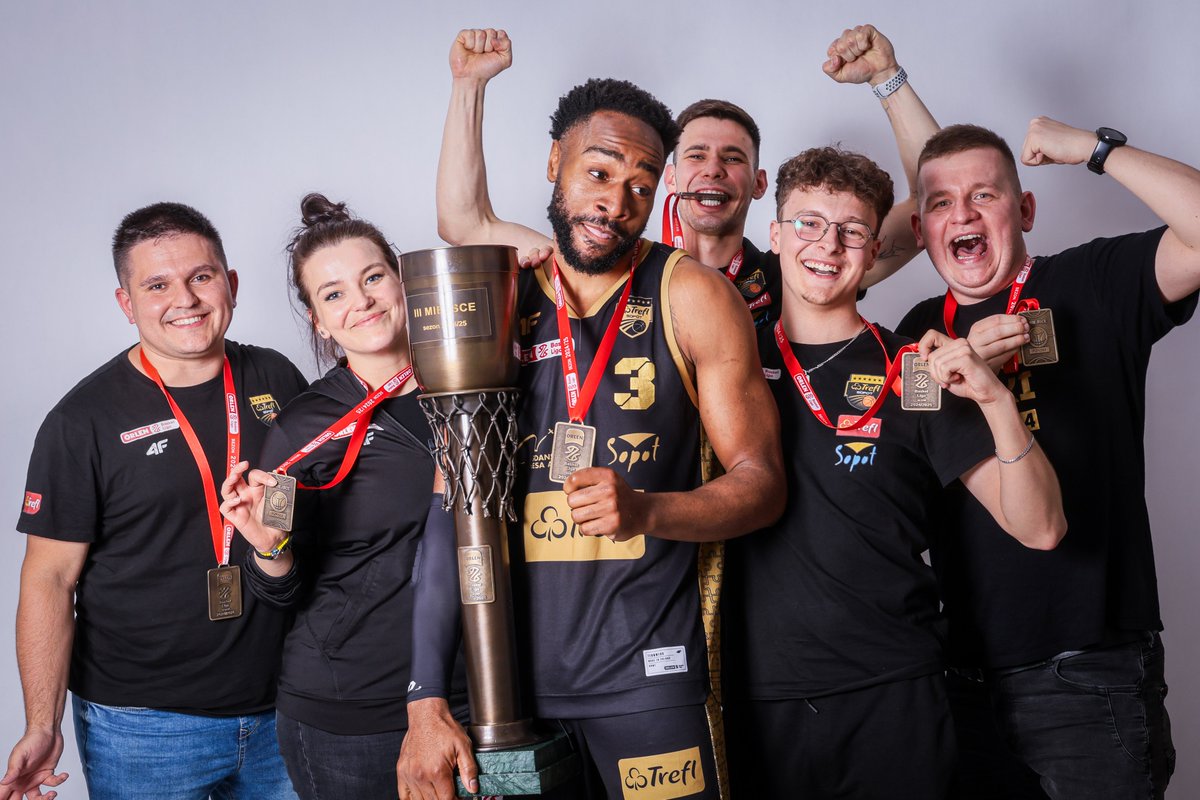 Misja #NowyKontraktDlaBesta nie powiodła się, ale zrobiliśmy wszystko, co w naszej mocy.     

You deserve it, man! Good luck Aaron ✊🇪🇸