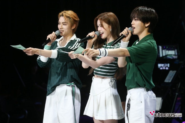 xiaojunpics tweet picture