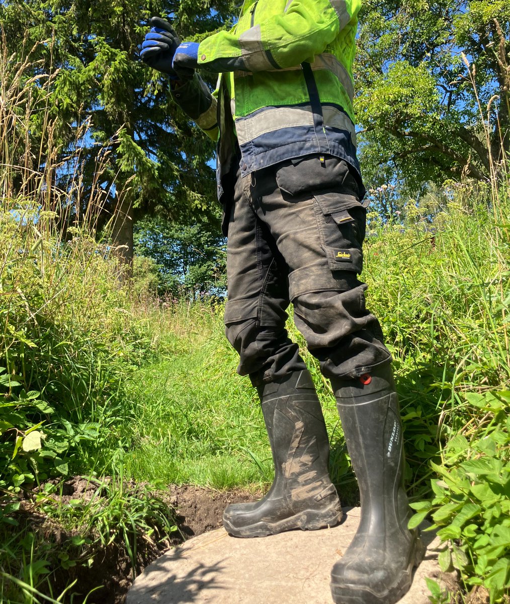 diverpup tweet media