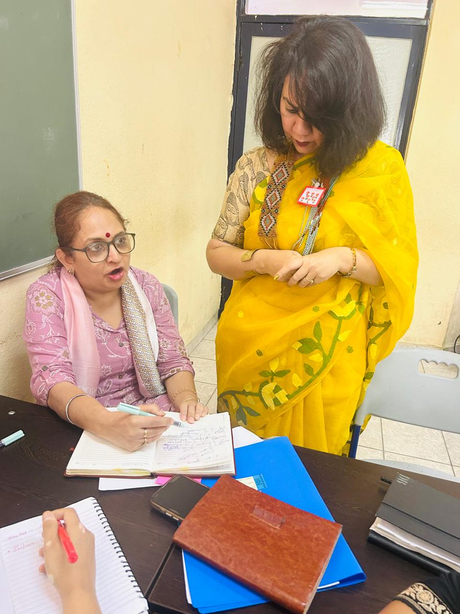 With the dynanic principal and staff of Ryan International - a wonderfully engaging and deeply satisfying discussion and training session on successful integration of tech tools for language learning !