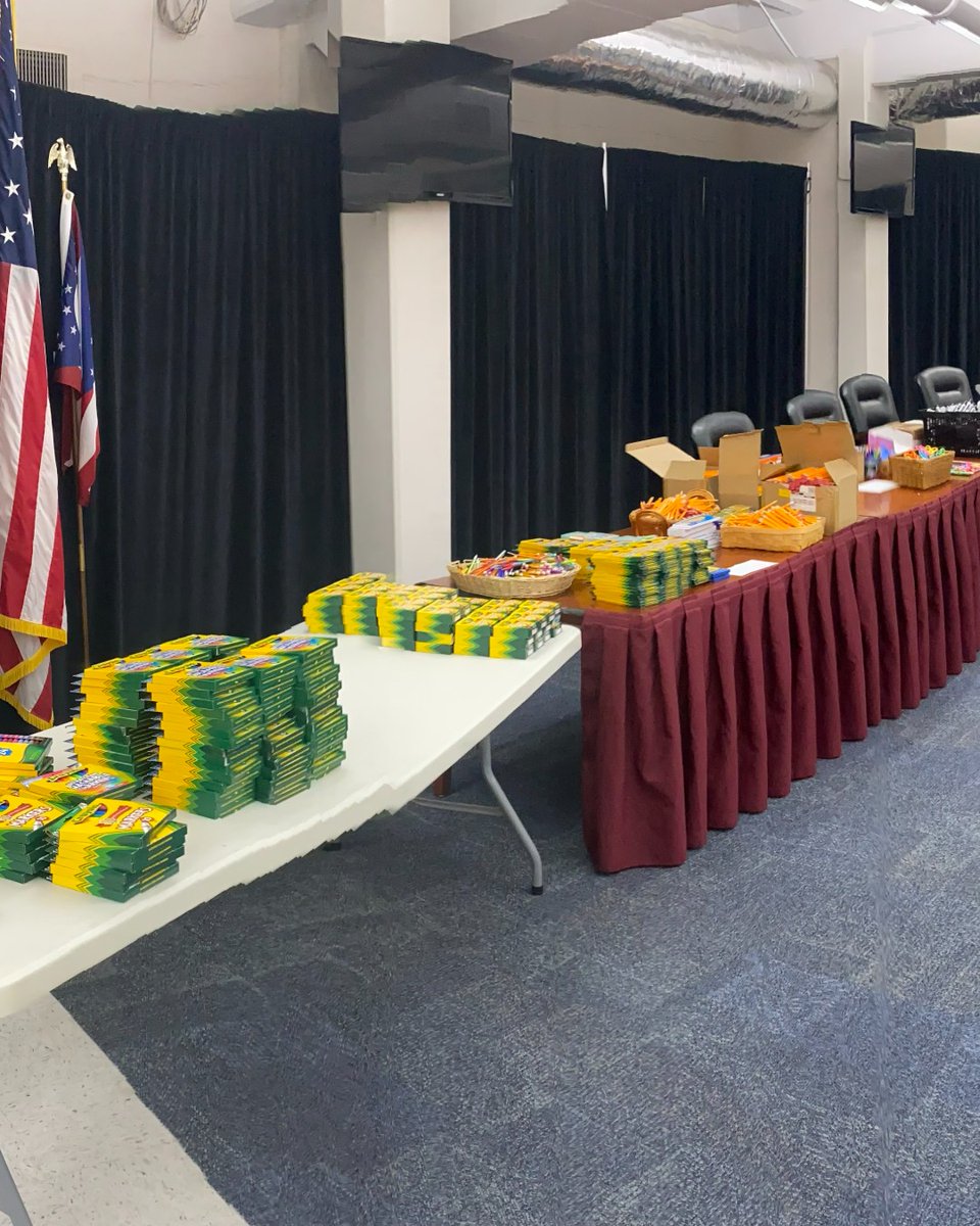 New Albany Bridges is working with the New Albany Food Pantry to provide school supplies to 330 students this year.

You can make a difference by donating items via their Amazon Wish List:
👉 amzn.to/3Iaes7s

Thank you for supporting our students!

#NewAlbanyOhio