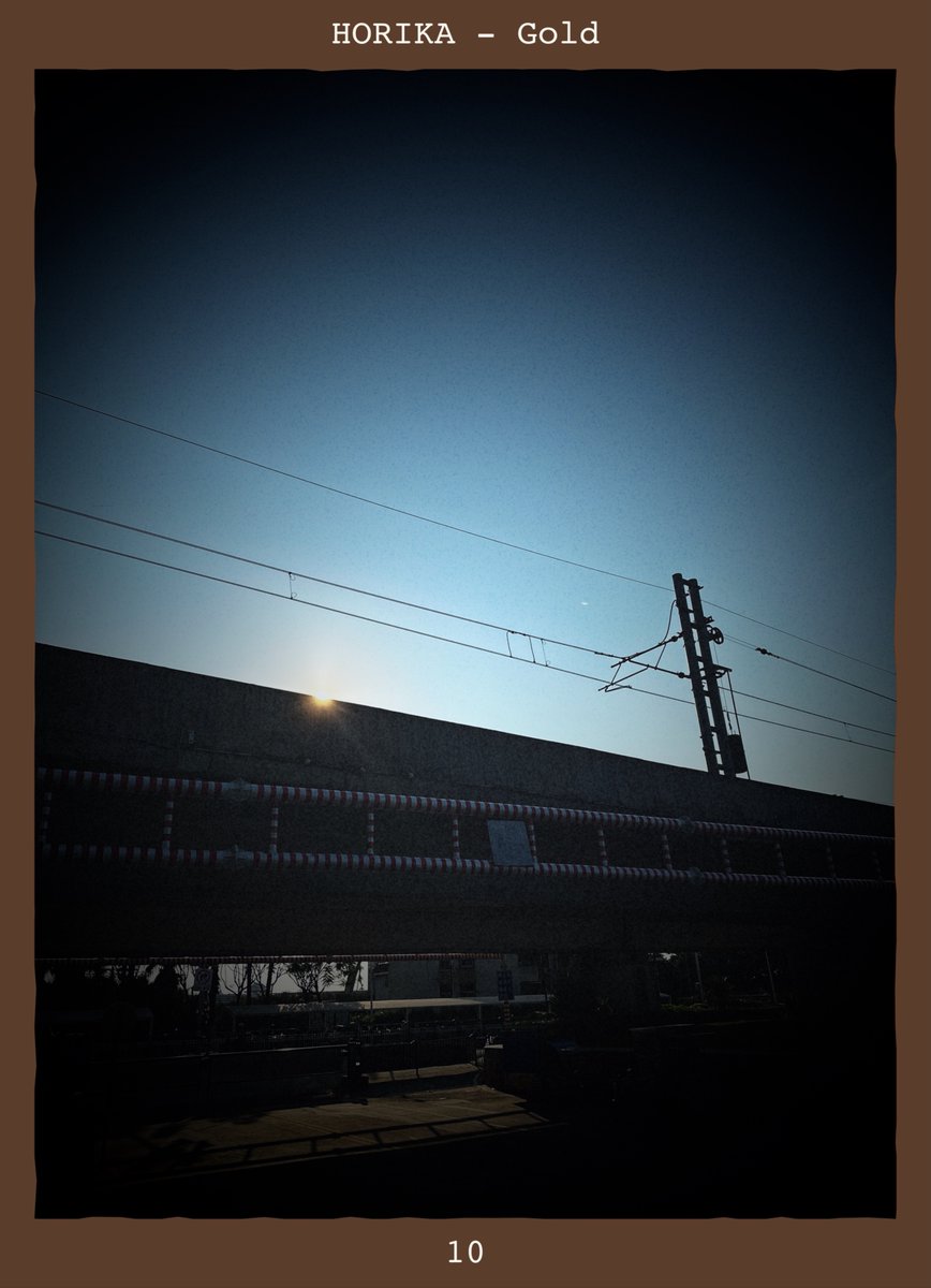 horika_app's tweet photo. 🎞️ 次回アップデート予告
バージョン 1.7.0 では、6×4.5 中判フォーマットに対応します！
よりリアルなフィルム体験を、Horikaで。
#Horika #中判フィルム #フィルムカメラ #フィルム写真 #645フォーマット #ホルカモード #撮影日記 #写真好きな人と繋がりたい https://t.co/fNmfdsVnzp