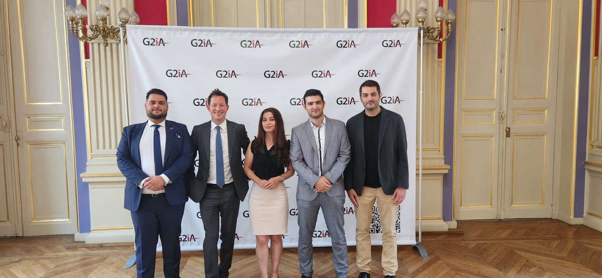 AlexSolomonyan's tweet photo. Samedi, j'étais heureux d'animer le 1er Forum européen de la jeunesse arménienne du @g2iafrance à la @mairiedu16 en présence  notamment du maire @Jeremy_Redler @fszpiner, du député européen @fxbellamy, du VP d'IDF @karampatrick de l'Ambassadeur d'Arménie en France @armkhach https://t.co/aHBAiBkdjo