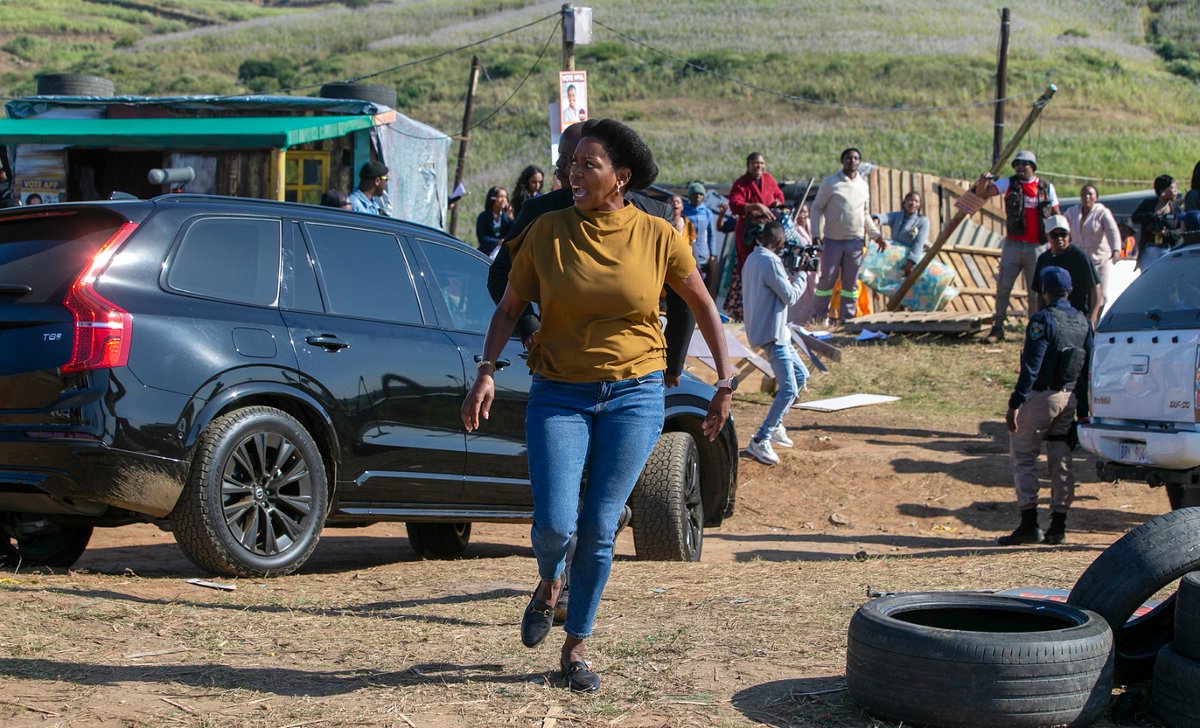 TheMercurySA's tweet photo. ๐๐ฌ Exciting news from Durban! An international film company is set to transform a local informal settlement in Cornubia into a vibrant movie set.
#durban #Cornubia #filmproduction #movieset #southafrican #cinema #CommunityImpact
๐ท Leon Lestrade / Independent Newspapers. https://t.co/gjPpmD8fvH