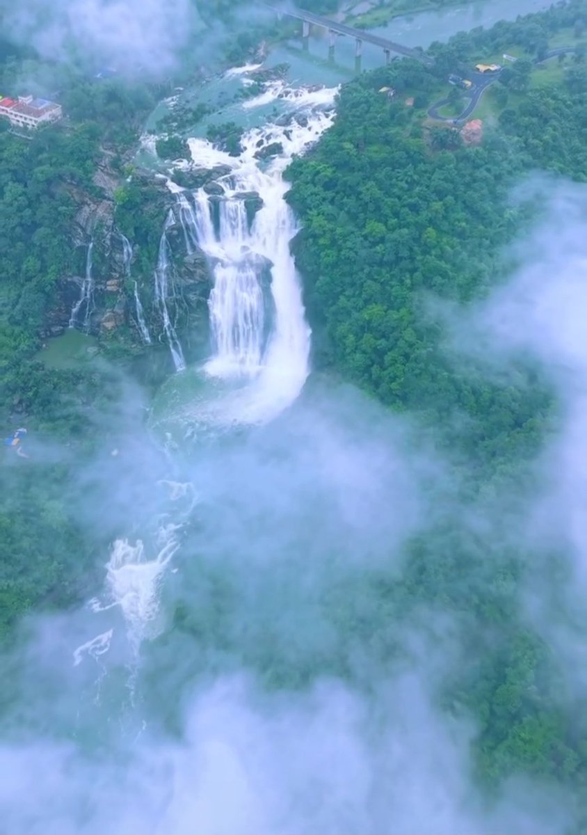 One of the state's largest waterfalls is on Subarnarekha!