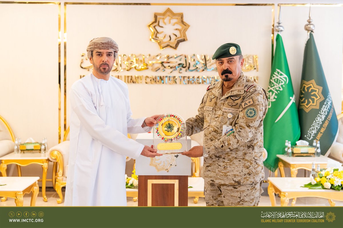 imctc_en's tweet image. IMCTC Secretary General, Maj. Gen. Mohammed bin Saeed Al-Moghedi, received today at IMCTC HQ, HE, Ambassador Najib bin Hilal Al-Busaidi, of the Sultanate of Oman to the Kingdom of Saudi Arabia. During the visit, the ambassador was briefed on the role played by IMCTC through its…