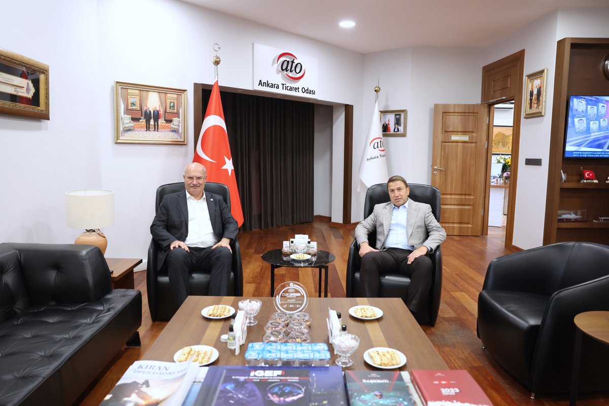 Ankara Ticaret Odası (@atokurumsal) on Twitter photo Ankara Ticaret Odası Yönetim Kurulu Başkanı <a href="/GurselBaran/">Gürsel Baran</a>, Siirt Ticaret ve Sanayi Odası Yönetim Kurulu Başkanı Güven Kuzu’yu konuk etti.
<a href="/SiirtTSO/">Siirt TSO</a> <a href="/guvenkuzu56/">Güven Kuzu</a> Ankara Ticaret Odası Yönetim Kurulu Başkanı <a href="/GurselBaran/">Gürsel Baran</a>, Siirt Ticaret ve Sanayi Odası Yönetim Kurulu Başkanı Güven Kuzu’yu konuk etti.
<a href="/SiirtTSO/">Siirt TSO</a> <a href="/guvenkuzu56/">Güven Kuzu</a>