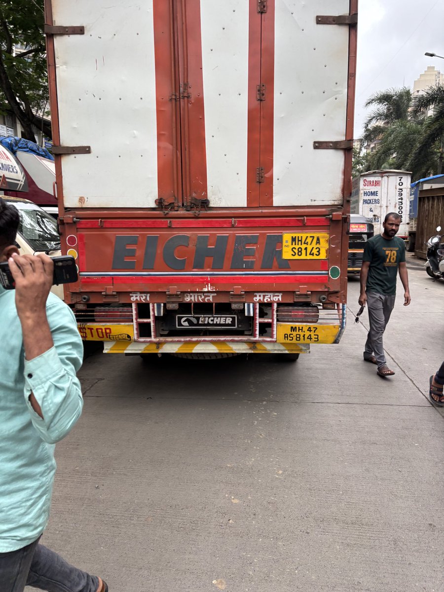 Roopesh Dhanawade™️ tweet media