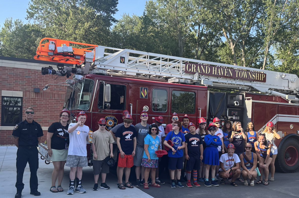 KeithWilly3's tweet image. Had the incredible honor to give a group of amazing kids from Sidekicks of West Michigan a tour of our station last night! Please check out their website to learn more about an awesome group
of people and to donate if you desire! Thank you!
#WintheDay

sidekickswestmichigan.org