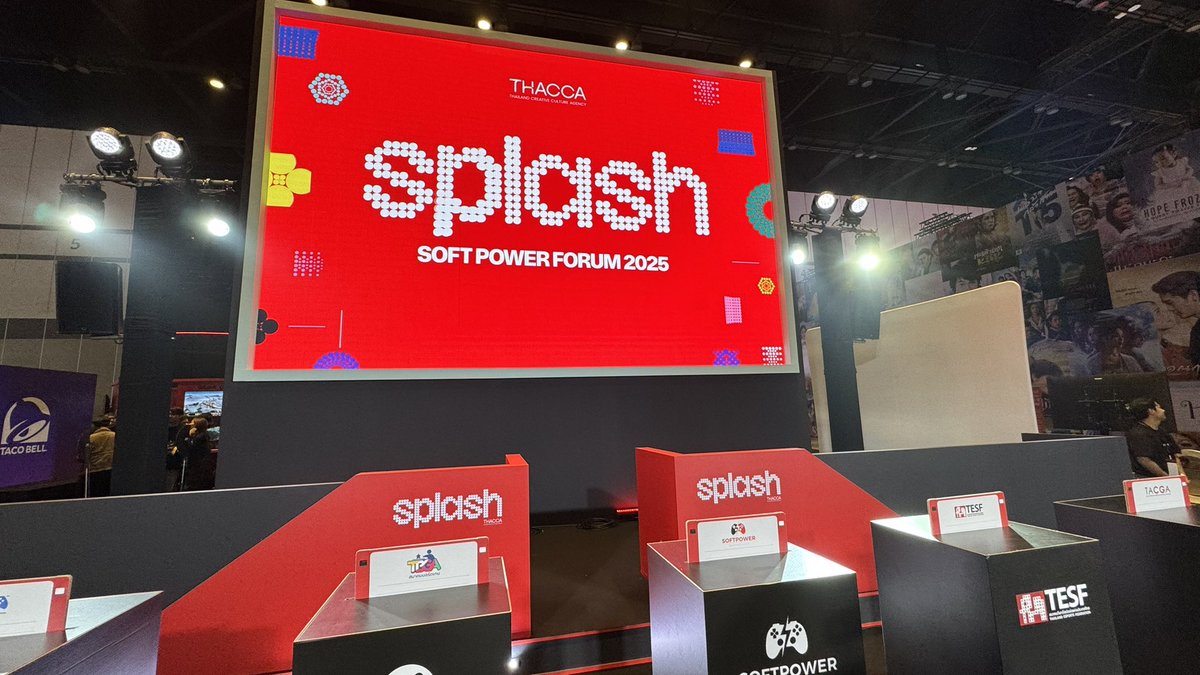 อยู่งาน Softpower ยาวๆ ถึงศุกร์ครับ
เจอบนเวที ไม่ก็ที่ช่องก็ได้ มีไลฟ์ครับ