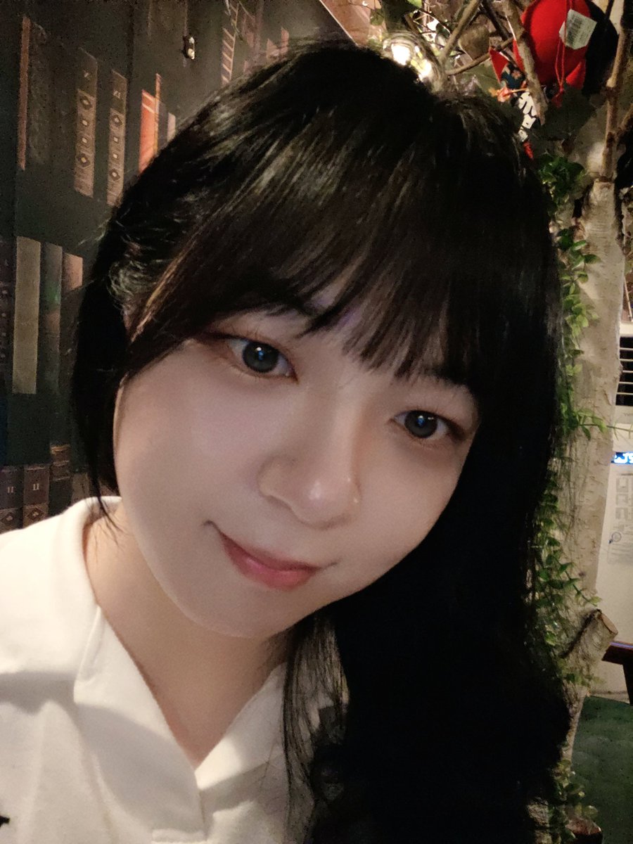 려리 (@lilli_luv_u) on Twitter photo 화요일 비숲 지키미 출동!!!
려리대위 명을 받들겠습니다!!!
무더운 여름 비밀의 숲으로 피서오시라구요!!!🥰
<a href="/HwangDa_486/">시간의 숲(TimeForest)</a>
#트젠 #시디 #러버 #천안비밀의숲 #천안시디바 화요일 비숲 지키미 출동!!!
려리대위 명을 받들겠습니다!!!
무더운 여름 비밀의 숲으로 피서오시라구요!!!🥰
<a href="/HwangDa_486/">시간의 숲(TimeForest)</a>
#트젠 #시디 #러버 #천안비밀의숲 #천안시디바