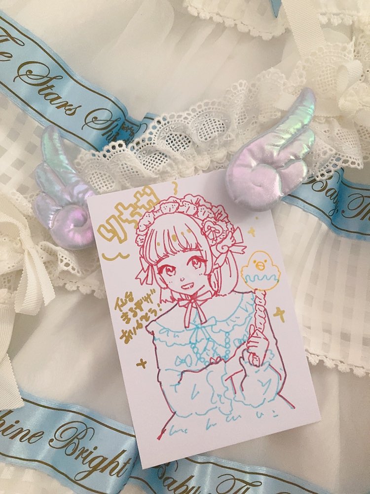 りちか (@richika_d) on Twitter photo お目当てのイラストレーターさんが来るので似顔絵を描いてもらいに行ったのでした🐰
⚡ <a href="/isobemaswo/">イソベマスヲ 7/12 中野ブロードウェイ テクノブレイク店頭販売</a> てや⚡
八重歯まで描いてくれたのうれし〜だった.ᐟ
ずっとあらざしのファン〜
⚡ <a href="/tsuru_oden/">つるしま たつみ❤️🔥</a> さん ⚡
プレゼントしたひよこマシュマロすぐ描いてくれてうれし〜だった.ᐟ
レースのディテール好…! お目当てのイラストレーターさんが来るので似顔絵を描いてもらいに行ったのでした🐰
⚡ <a href="/isobemaswo/">イソベマスヲ 7/12 中野ブロードウェイ テクノブレイク店頭販売</a> てや⚡
八重歯まで描いてくれたのうれし〜だった.ᐟ
ずっとあらざしのファン〜
⚡ <a href="/tsuru_oden/">つるしま たつみ❤️🔥</a> さん ⚡
プレゼントしたひよこマシュマロすぐ描いてくれてうれし〜だった.ᐟ
レースのディテール好…!