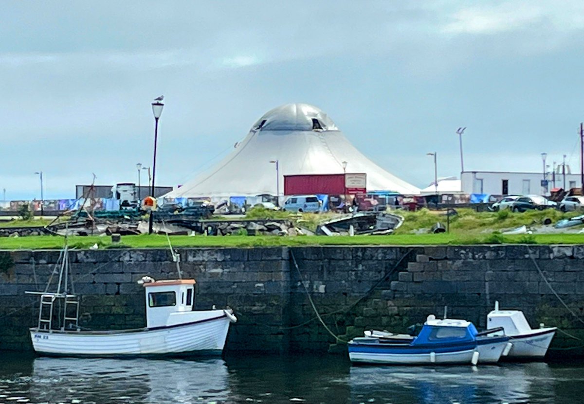 GalwayWalks's tweet photo. Not sure if the Daleks have landed or perhaps it’s just big jelly fish season in #Galway?
#GalwayArtsFestival #GIAF #WildAtlanticWay #Claddagh #visitgalway #lovegalway #Daleks #jellyfish
@galwaytourism @visit_galway @GalwayCityCo @GalwayIntArts @wildatlanticway @GalwayAquarium https://t.co/6azk0TEZ59