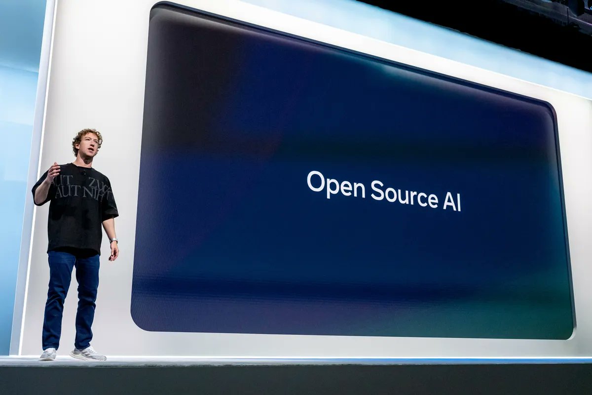 world_of_agi's tweet photo. Technological cannibalism in the technological universe. How tech giants "devour" each other. It's like in space when huge galaxies can actively absorb their own kind.
@xAI #sama #Meta  #OpenAI  #space
Apple Loses Top AI Models Executive to Meta’s Hiring Spree https://t.co/hb0fTzRv5N