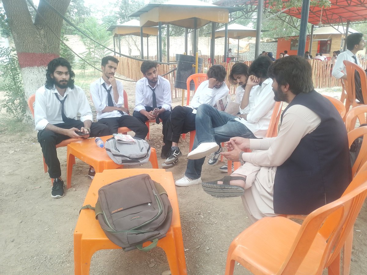 RCPBalochistan's tweet photo. #BUTIMS
Weekly Communist Circle restarted under the RCP BUTIMS branch. Today’s topic: “Has Communism Failed?” sparked lively discussion. Circles will continue after exams. Students, activists, workers welcome to join.
#MarxismTheOnlySolution #Communism
#WorkersOfTheWorldUnite https://t.co/69WSMCmovB