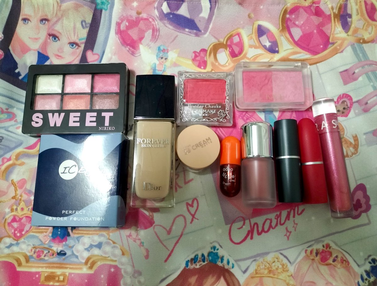 ส่งต่อ เครื่องสำอางค์เริ่มต้น 10 ทักมาสอบถามได้นะคะ 😍🥰 ค่าส่ง 50 เหมาๆ
พท.ห่างไกลบวกเพิ่ม 40 ค้าบ
#ส่งต่อสกินแคร์
#ส่งต่อ
#คสอมือสอง 
#โล๊ะตู้ 
#โล๊ะ
#ส่งต่อ 
#เสื้อผ้ามือสองราคาถูก
