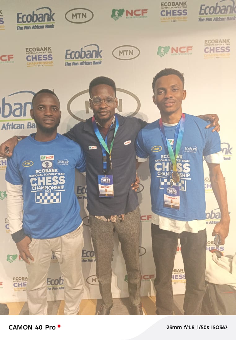 Representing my Tertiary institution (College of Medicine, UCH, UI) at the recently concluded <a href="/ecobank_nigeria/">Ecobank Nigeria</a> National Schools Chess Championship and coming 5th as a team was one of my happiest moment as a postgraduate student of the prestigious school ❤️