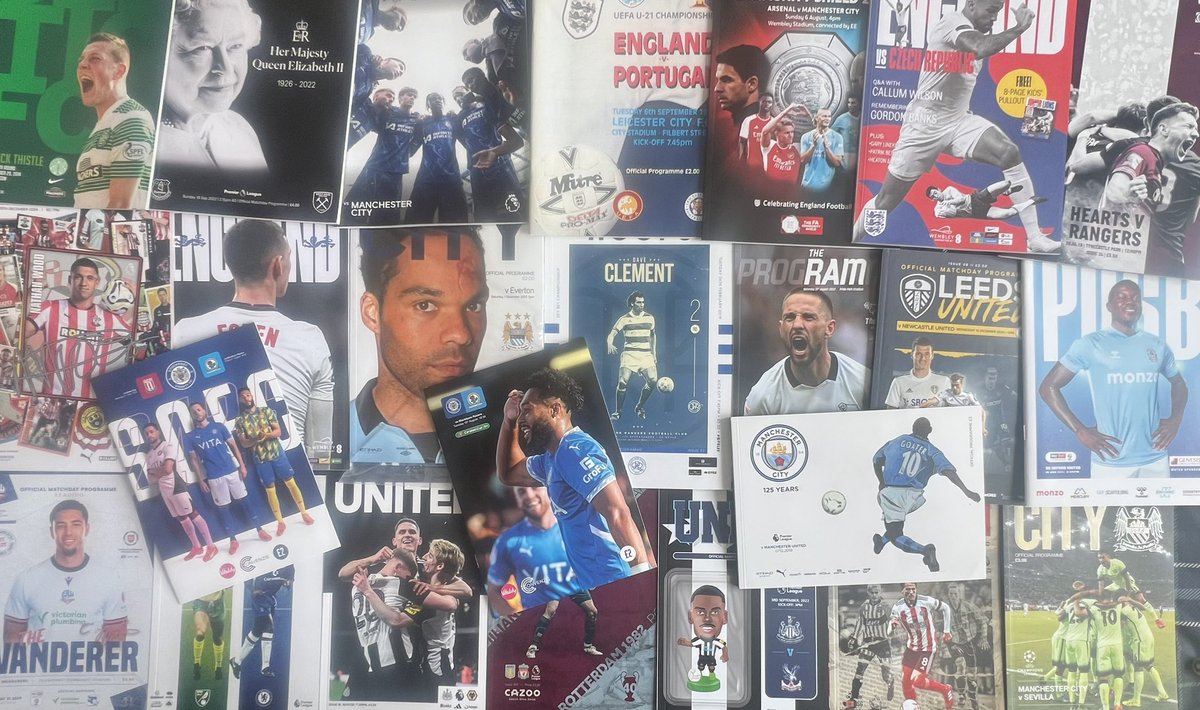 Footyprogramme1's tweet image. Today’s boxed up bundle ready to go £19.99 plus £7.50 tracked postage.